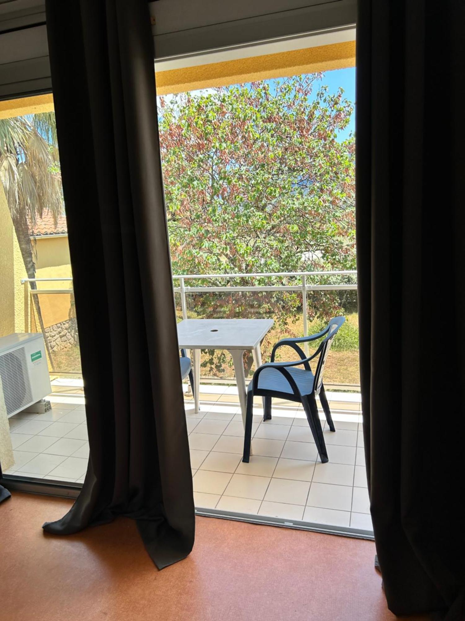 Hotel La Garenne Tresserre Экстерьер фото